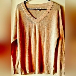 American Eagle Sweater (never worn)